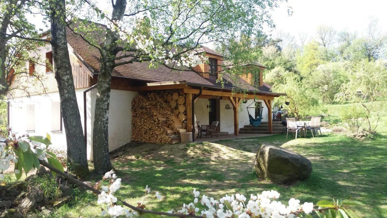 Forest Rustic Apartment Brdy Vesin Exterior foto